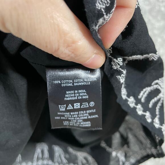 HD In Paris Women's Black Embroidered Animals Tank Top - Size Small - Whimsical - Picture 7 of 8